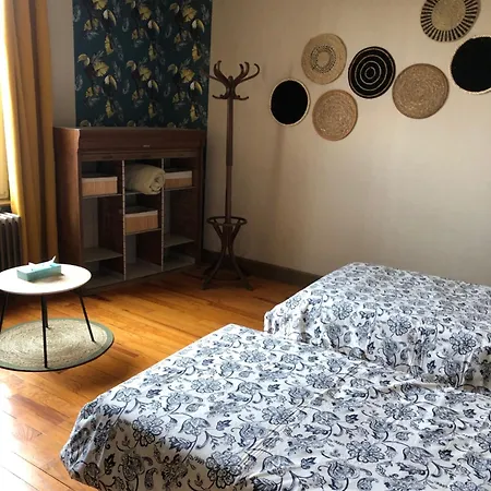 Dort Bed & Breakfast 3*